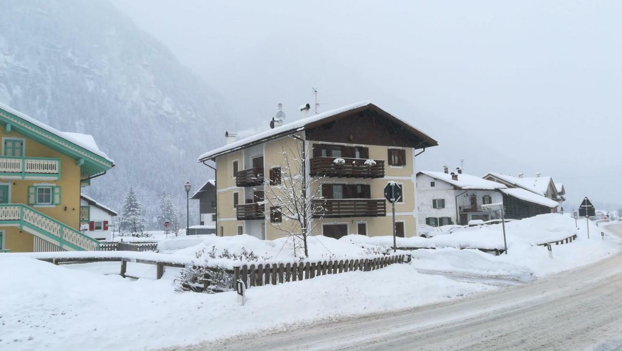 Casamau Trilo Daire Campitello di Fassa Dış mekan fotoğraf